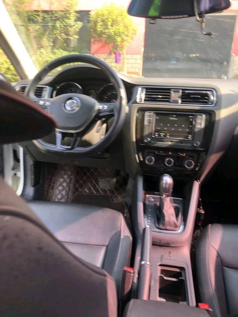 北京17年大众速腾5