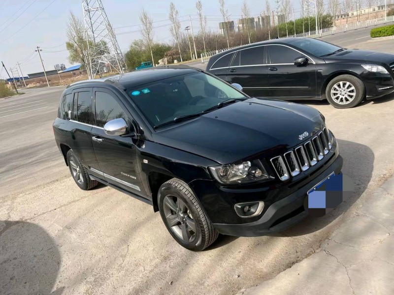 陽泉15年Jeep指南者8