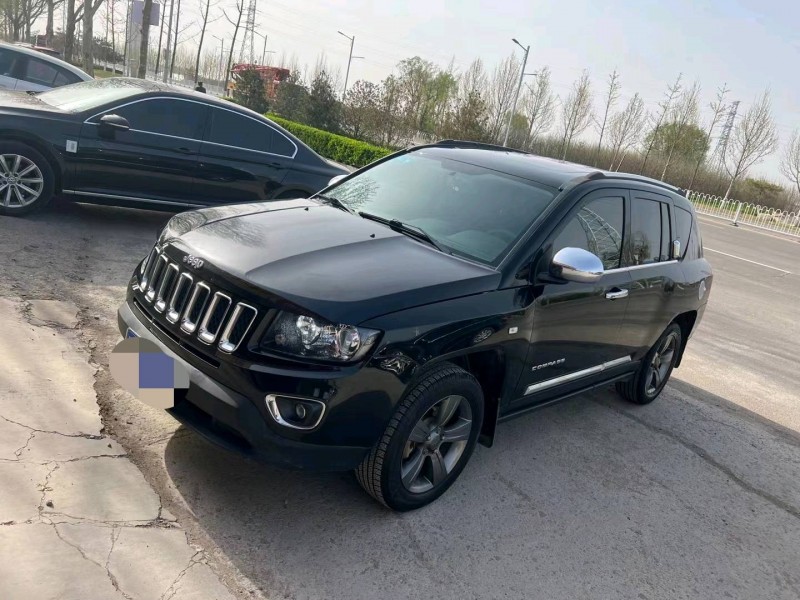 陽泉15年Jeep指南者7