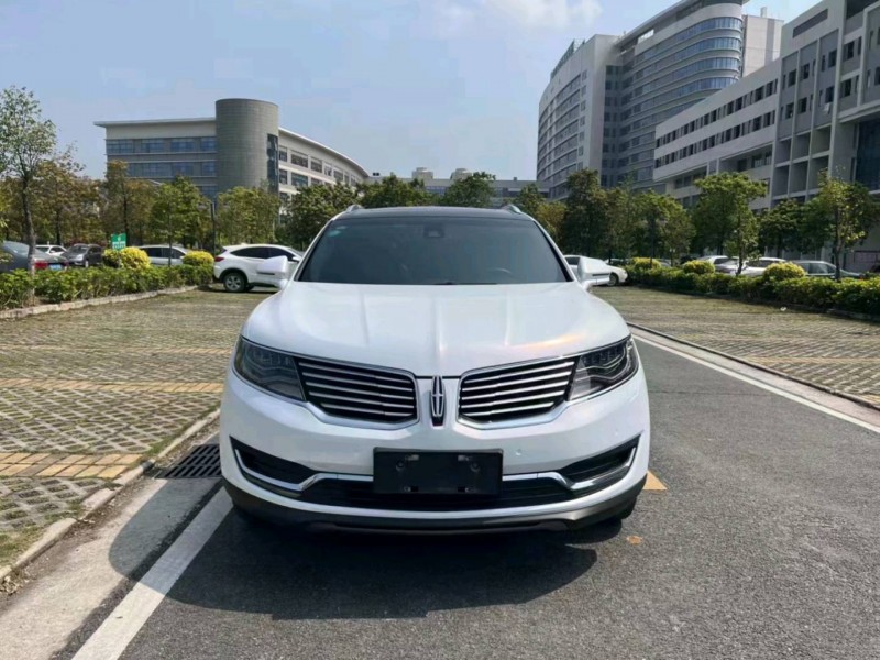 中山16年林肯MKZ1