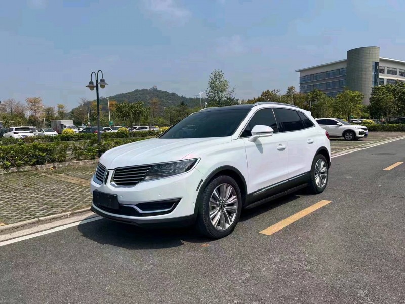 中山16年林肯MKZ2
