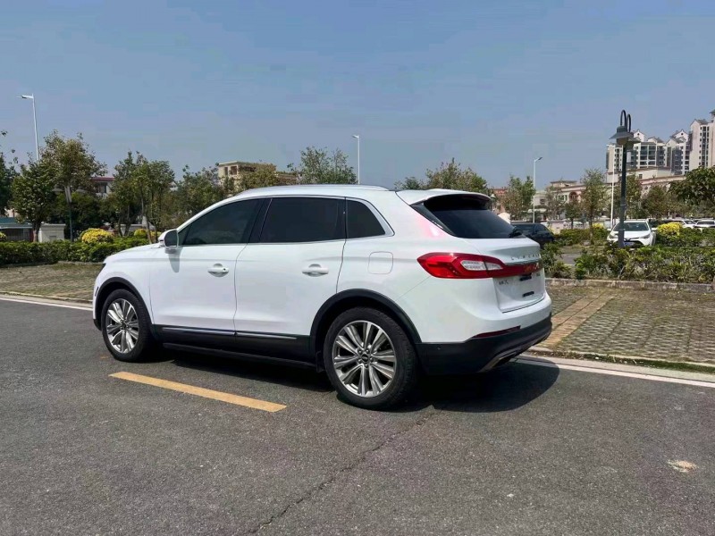 中山16年林肯MKZ4
