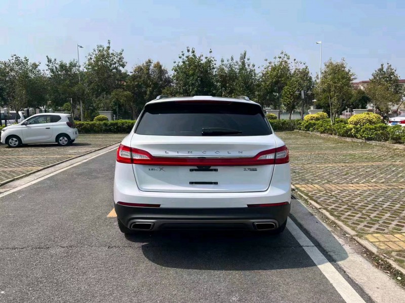 中山16年林肯MKZ5