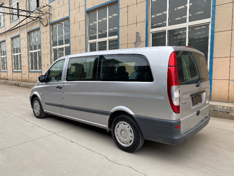 青岛13年奔驰威霆6