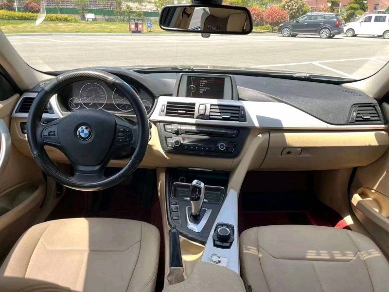 北京14年宝马3系7