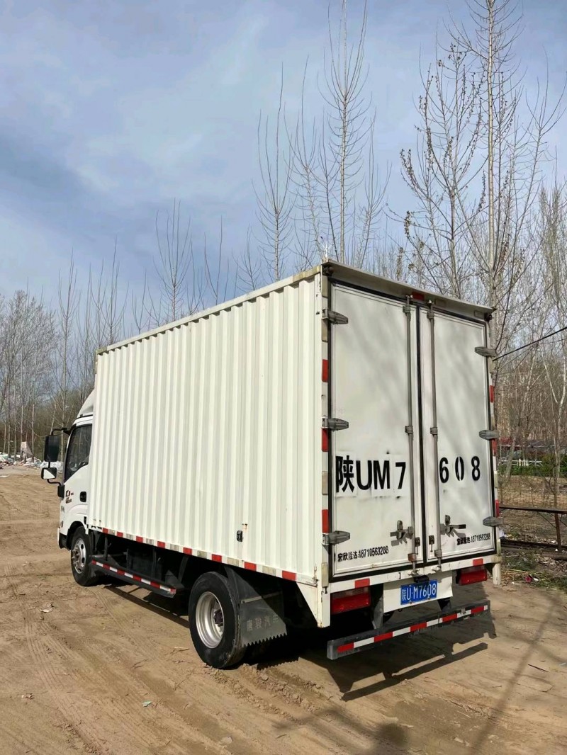 北京20年唐骏汽车唐骏轻卡8