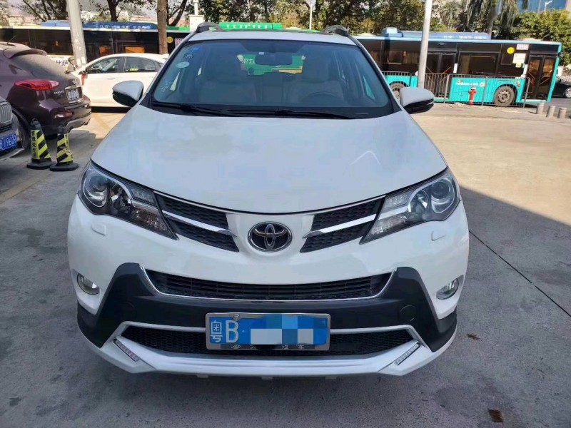 深圳15年豐田RAV41
