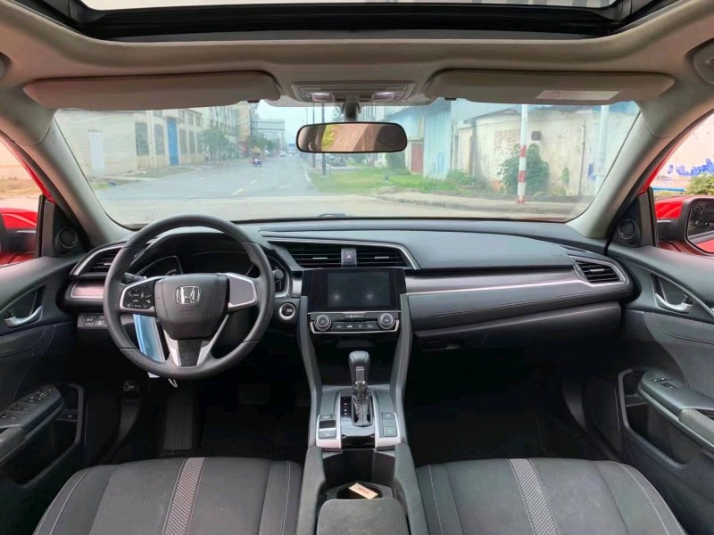 江门21年本田思域5