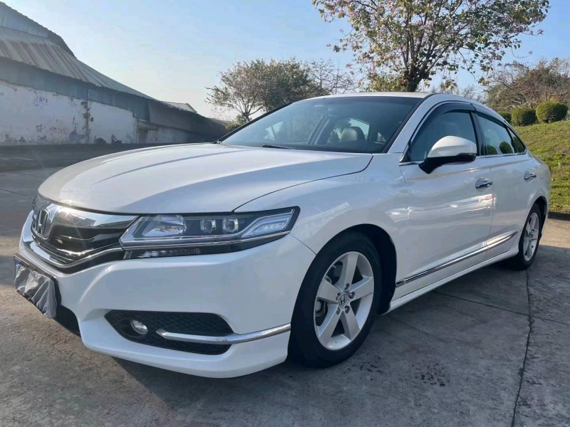 江门17年本田思铂睿2