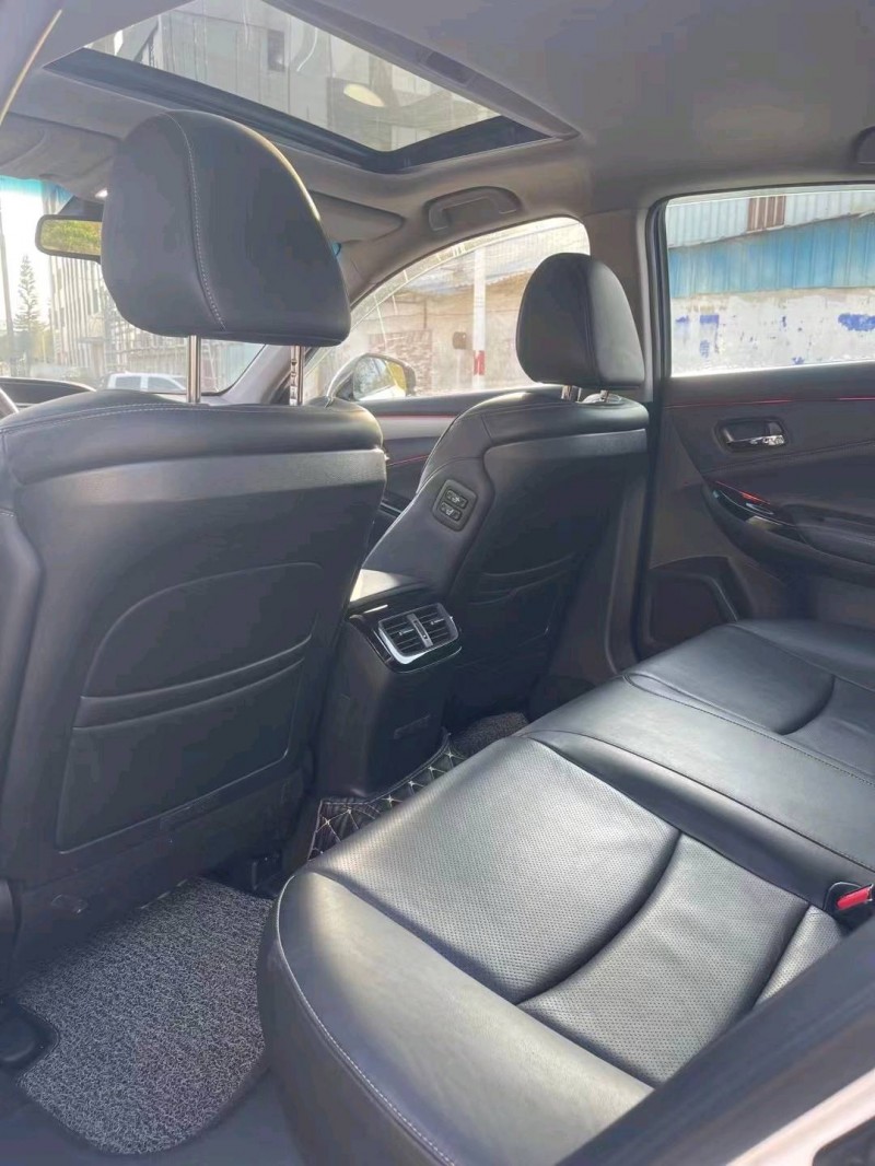 江门17年本田思铂睿6