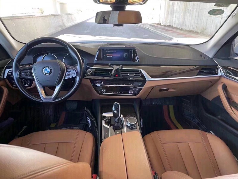 徐州18年宝马5系4