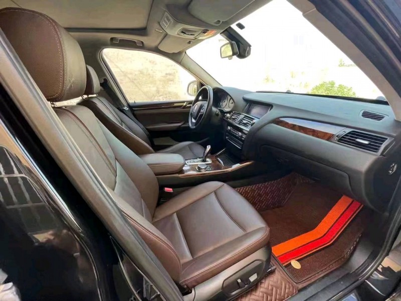 北京16年宝马X37