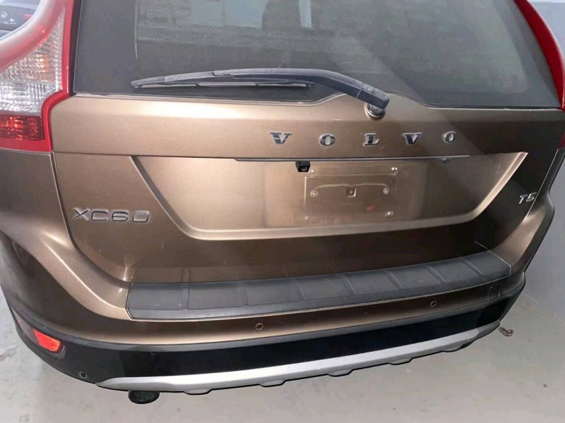 嘉興12年沃爾沃XC606