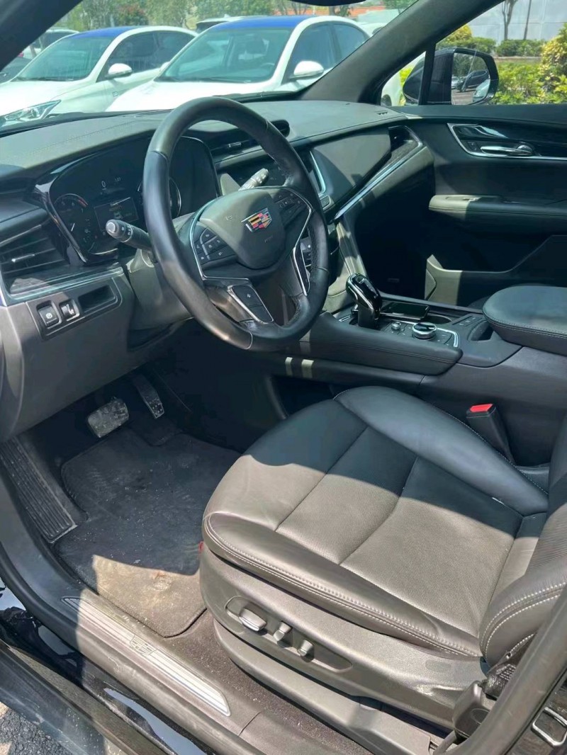 中山20年凱迪拉克XT57