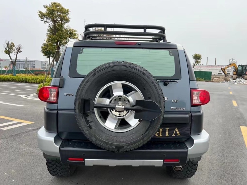 鹽城17年豐田FJ6