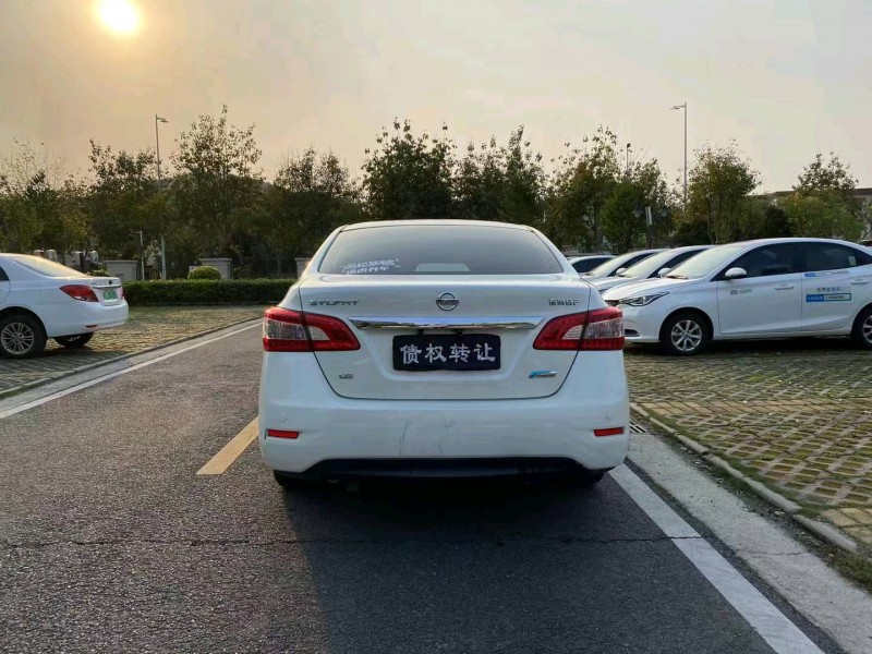 中山14年日產軒逸5