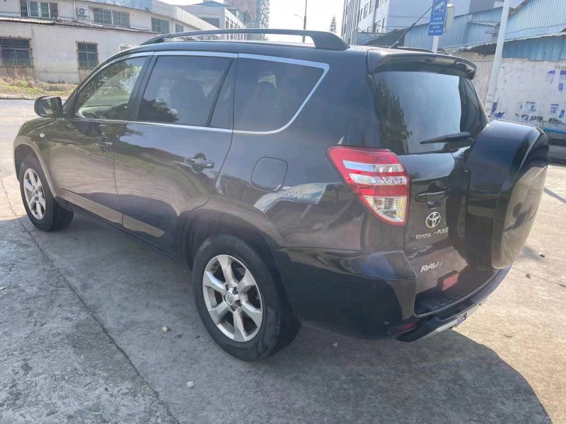 江門12年豐田RAV47