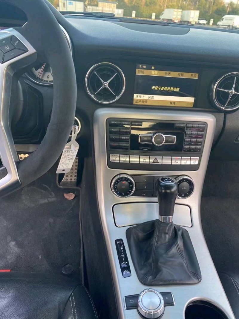 嘉兴12年奔驰SLK5