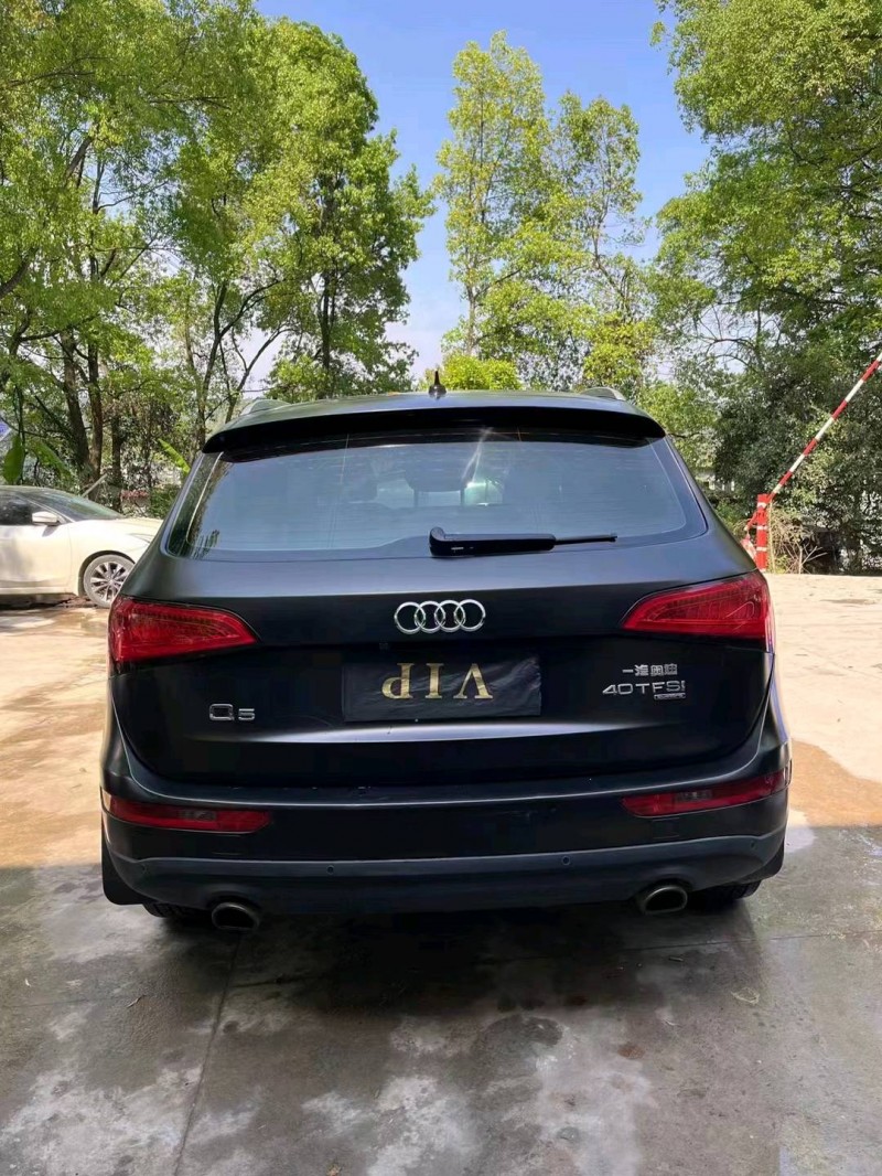 九江14年奧迪Q56