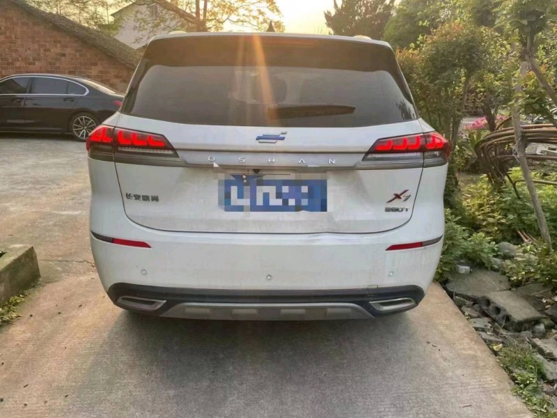 邵陽21年長安汽車歐尚3