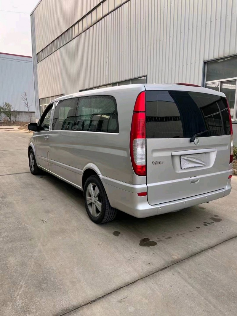 徐州12年奔驰威霆4