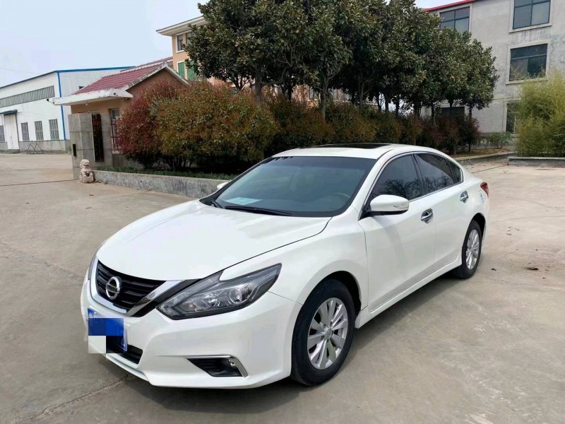 煙臺17年日產天籟2
