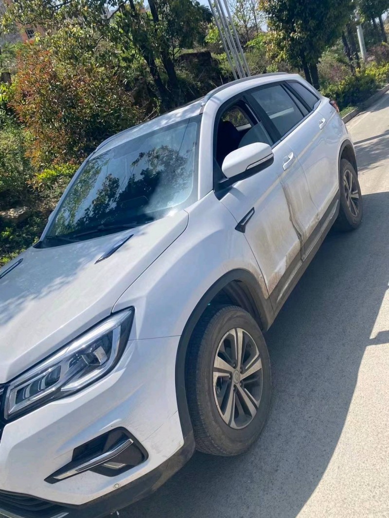 湖州18年長安汽車CS754