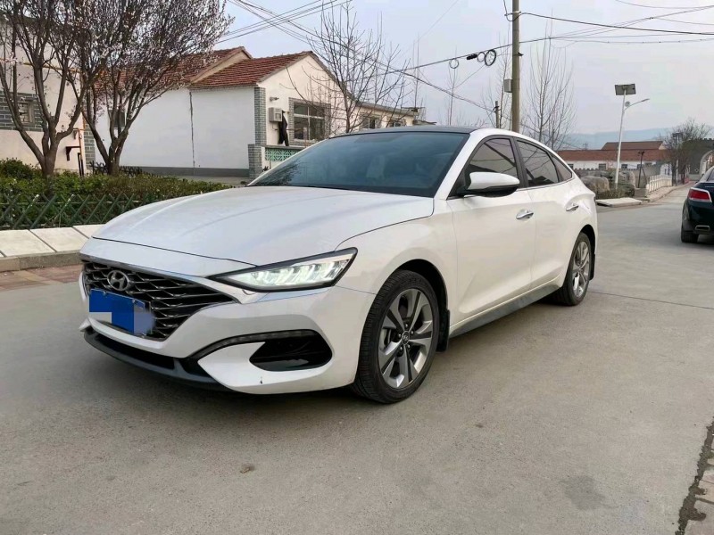煙臺20年現代菲斯塔8