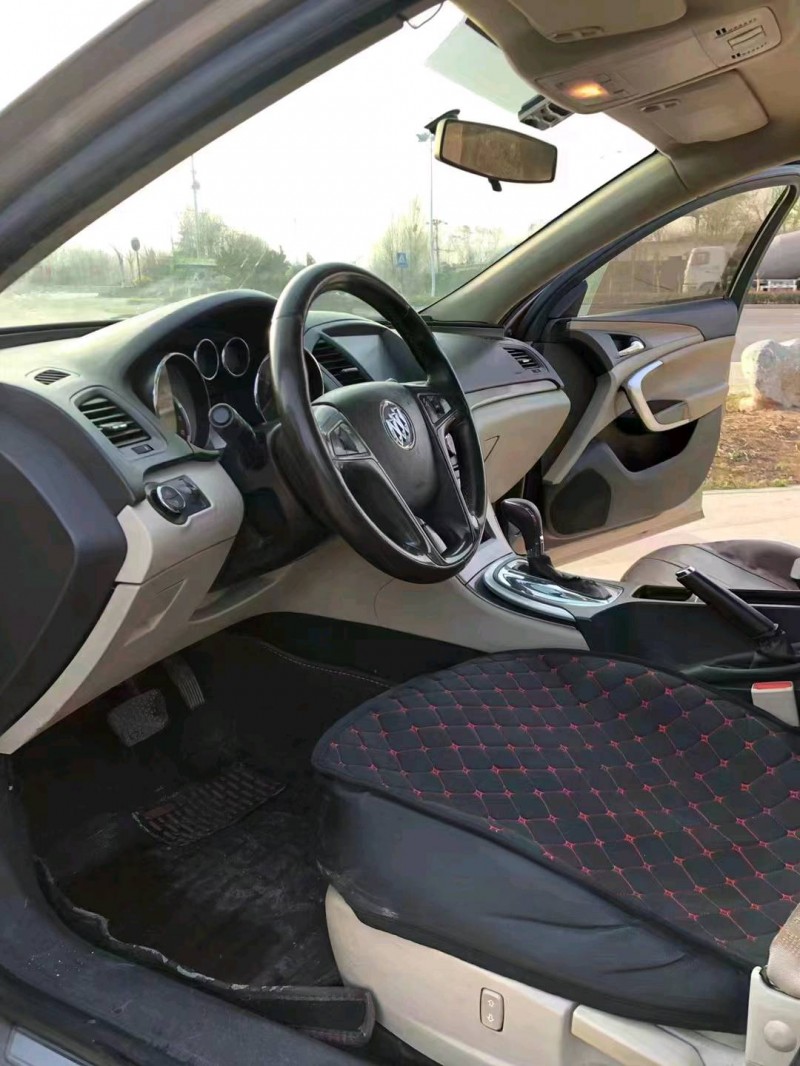 枣庄10年别克君威2