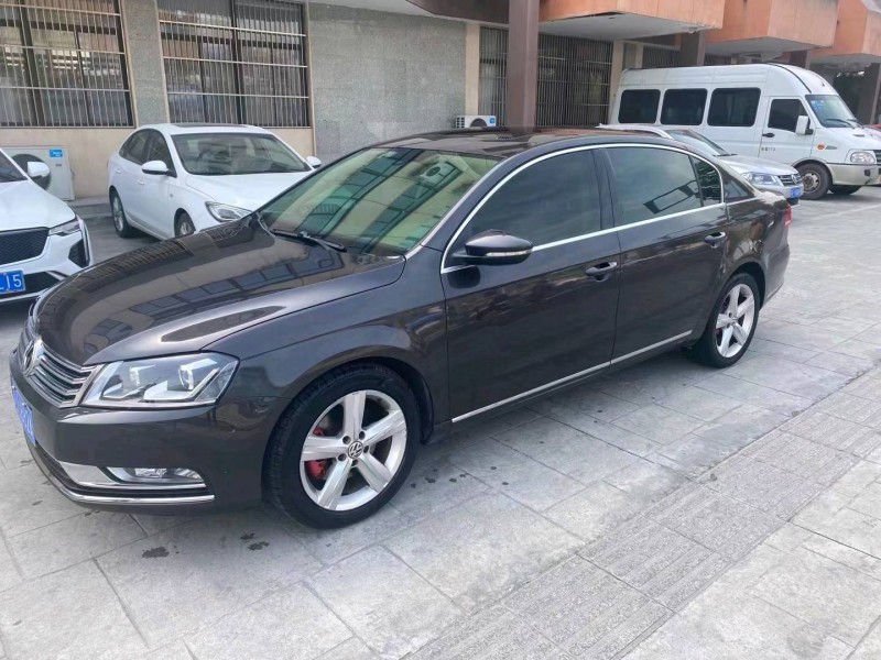 苏州11年大众迈腾3