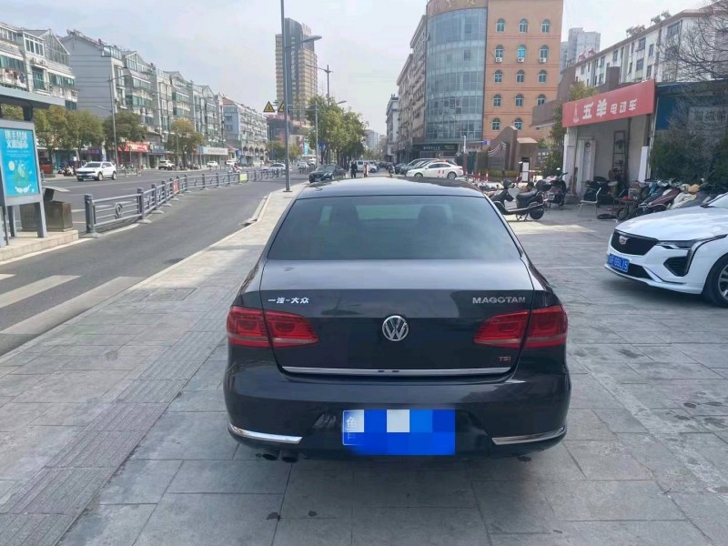 苏州11年大众迈腾4