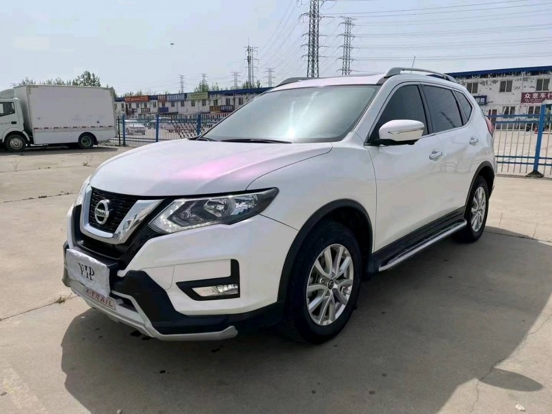 安陽18年日產奇駿3