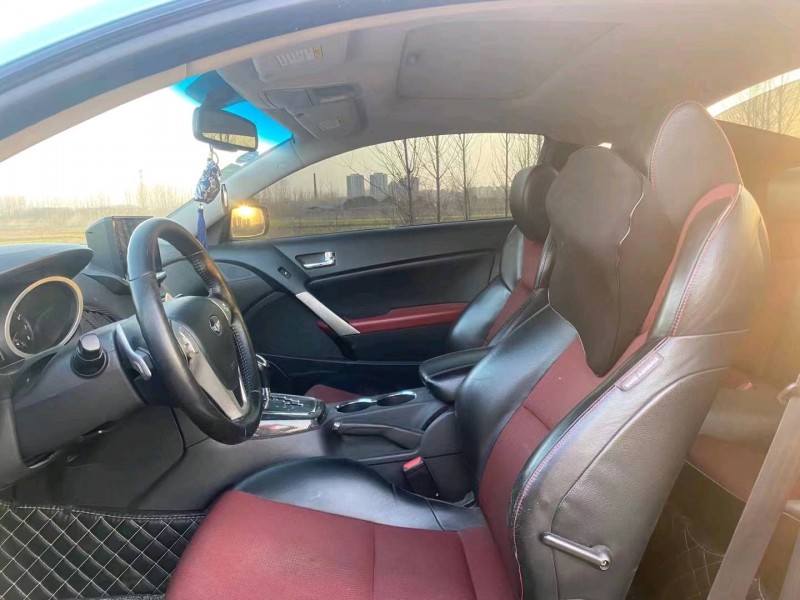 北京10年现代劳恩斯酷派8