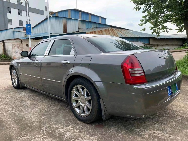 江門09年克萊斯勒300C2