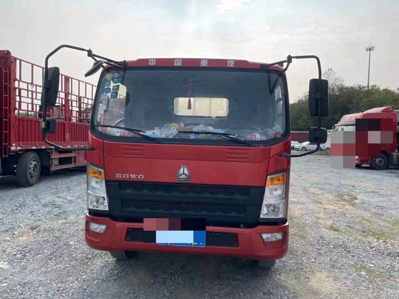 開封18年卡車系列重汽豪沃1