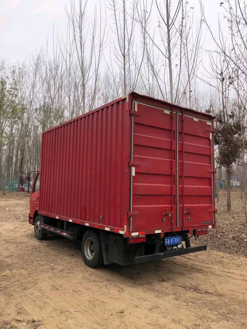 安陽21年卡車系列重汽豪沃8