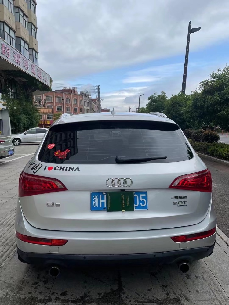 寧波10年奧迪Q56