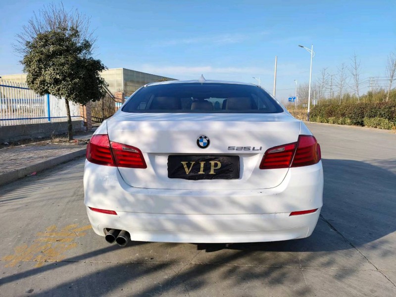 徐州12年宝马5系4