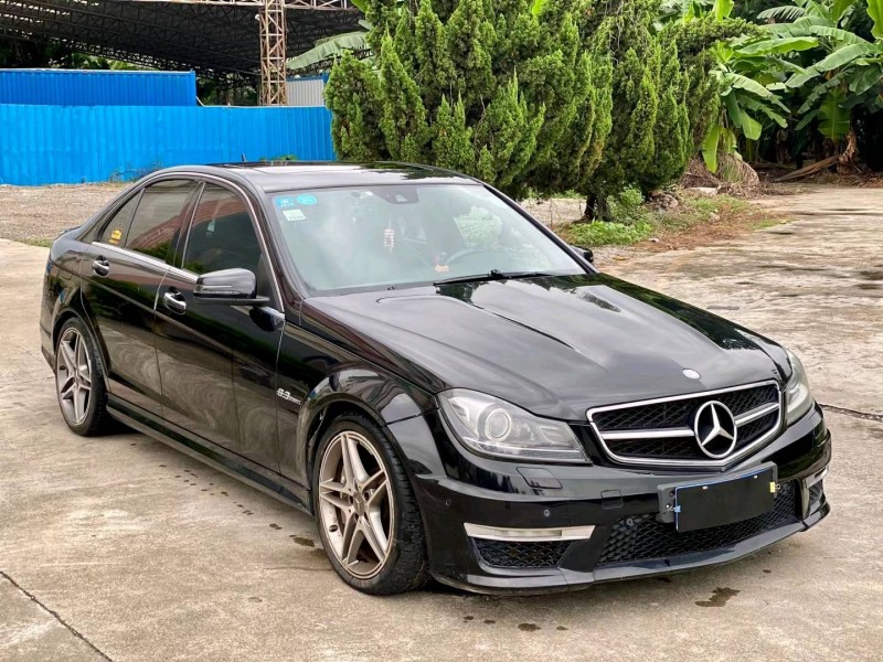 東莞13年奔馳AMG3