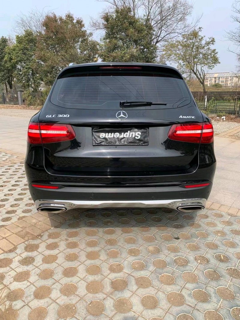 徐州16年奔驰GLC1