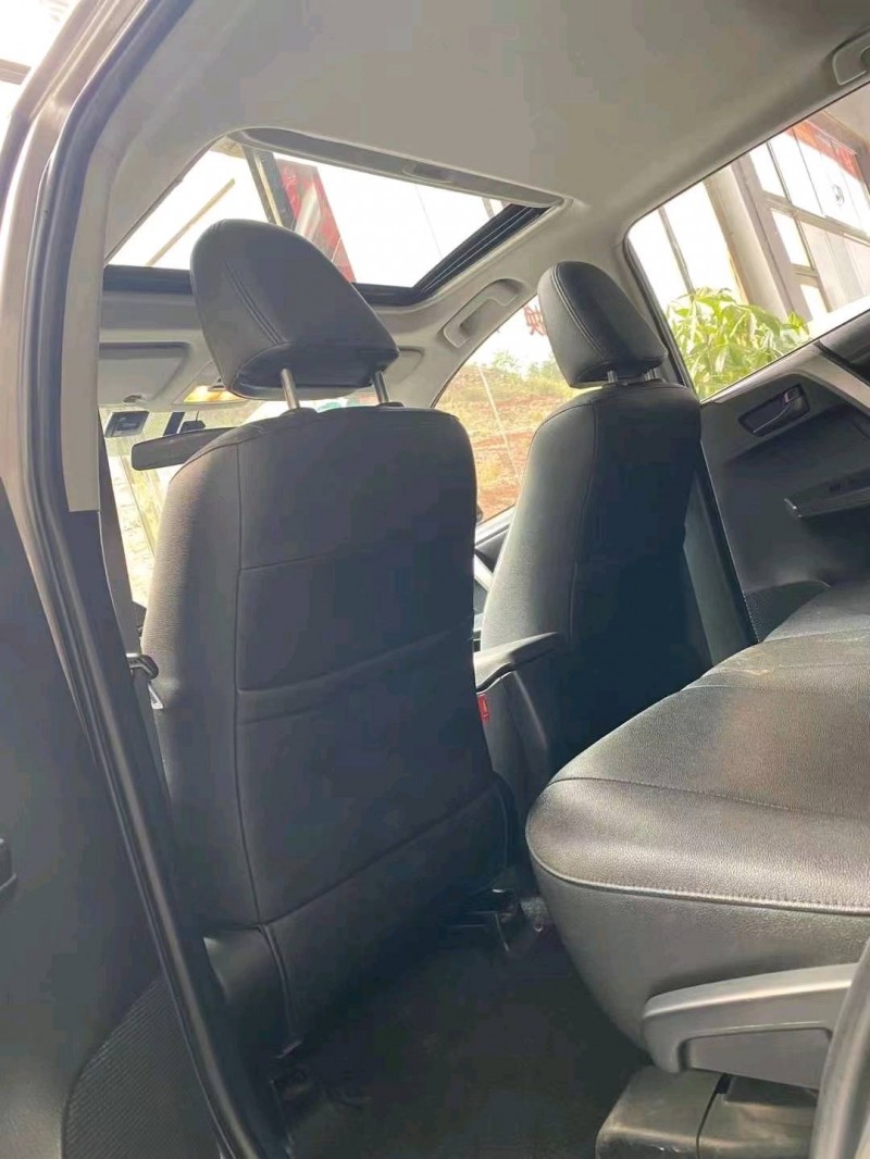 長沙18年豐田RAV4榮放5