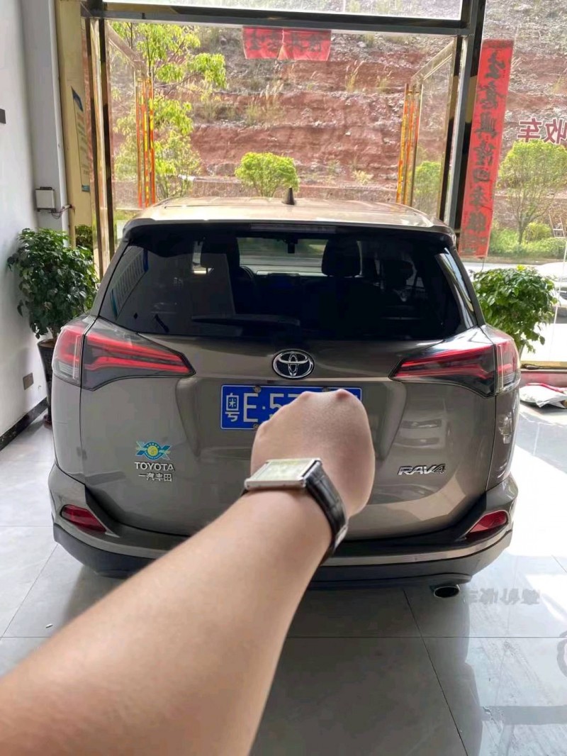 長沙18年豐田RAV4榮放6