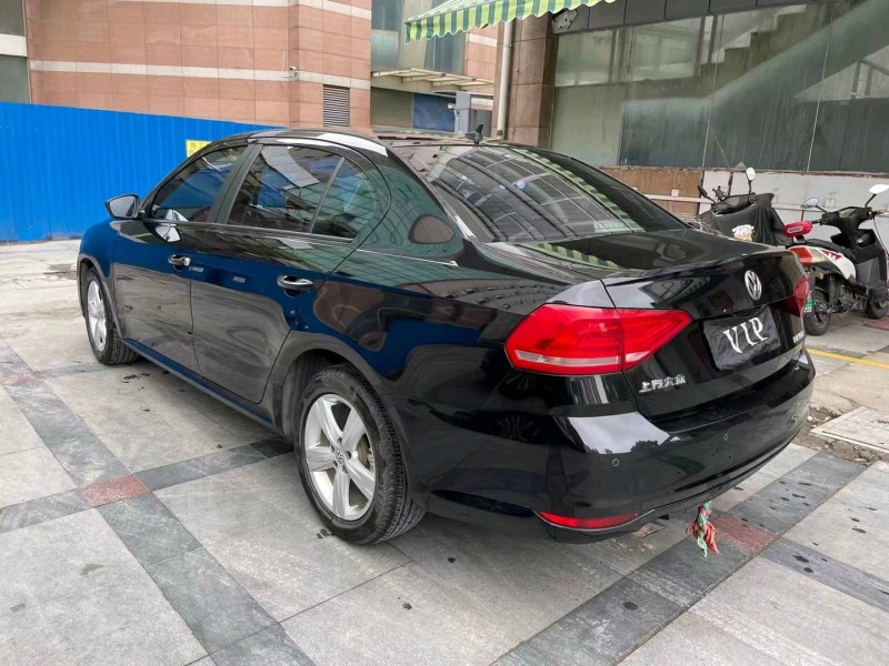 苏州17年大众朗逸7