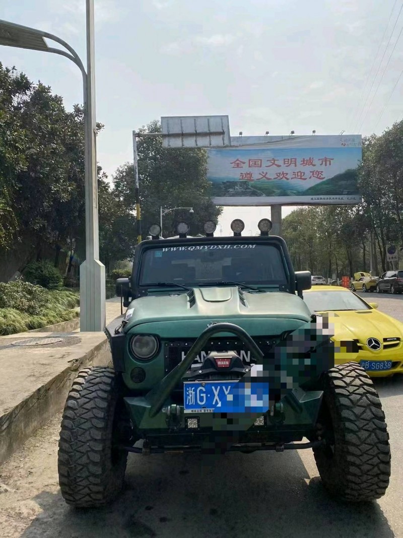 濰坊11年Jeep牧馬人8
