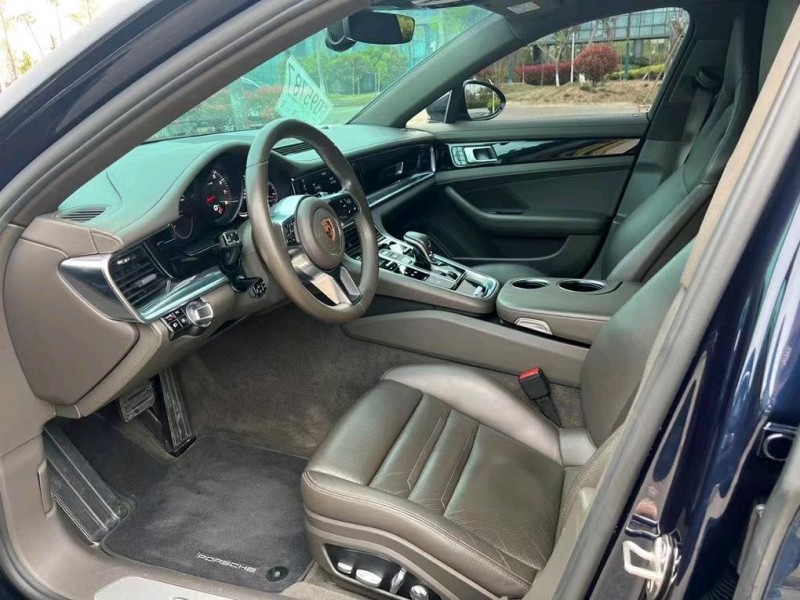 盐城17年保时捷帕拉梅拉7