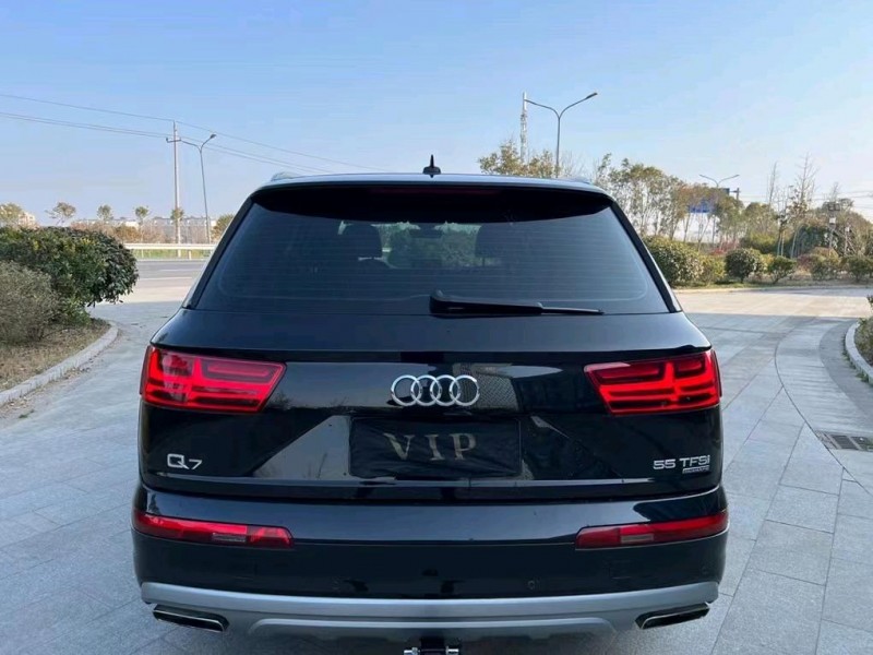 鹽城18年奧迪Q78