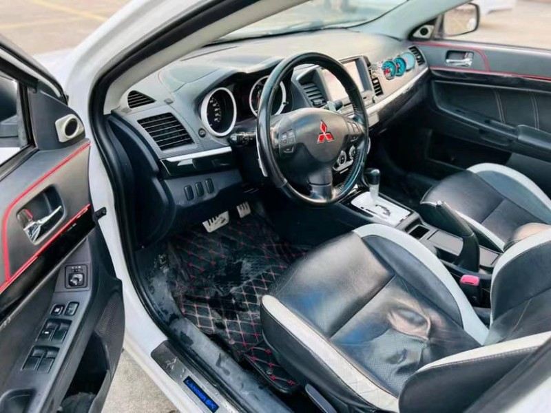 东莞13年三菱翼神4