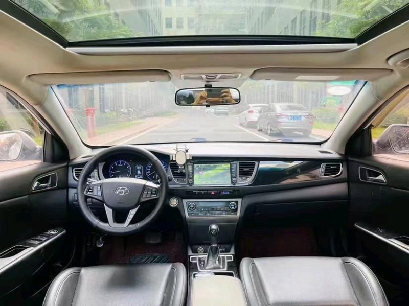 东莞14年现代名图5