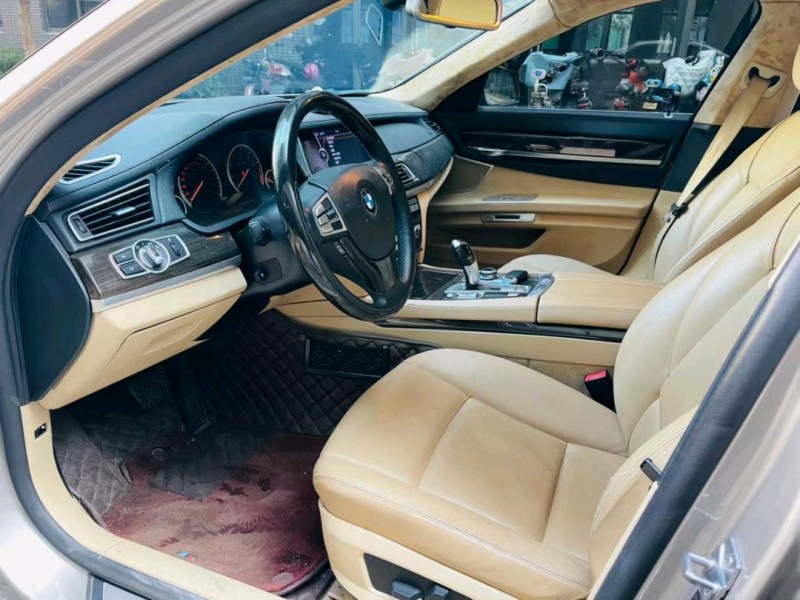 东莞12年宝马7系4