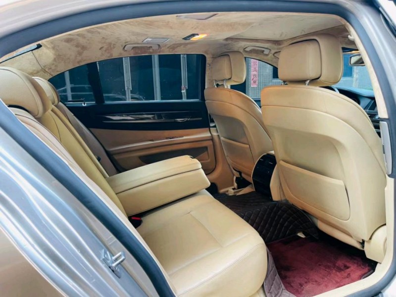 东莞12年宝马7系6